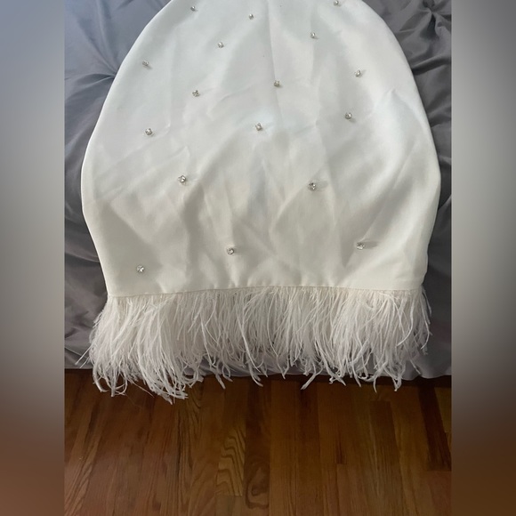 Revolve white dress with feathers and rhinestones - Picture 8 of 12